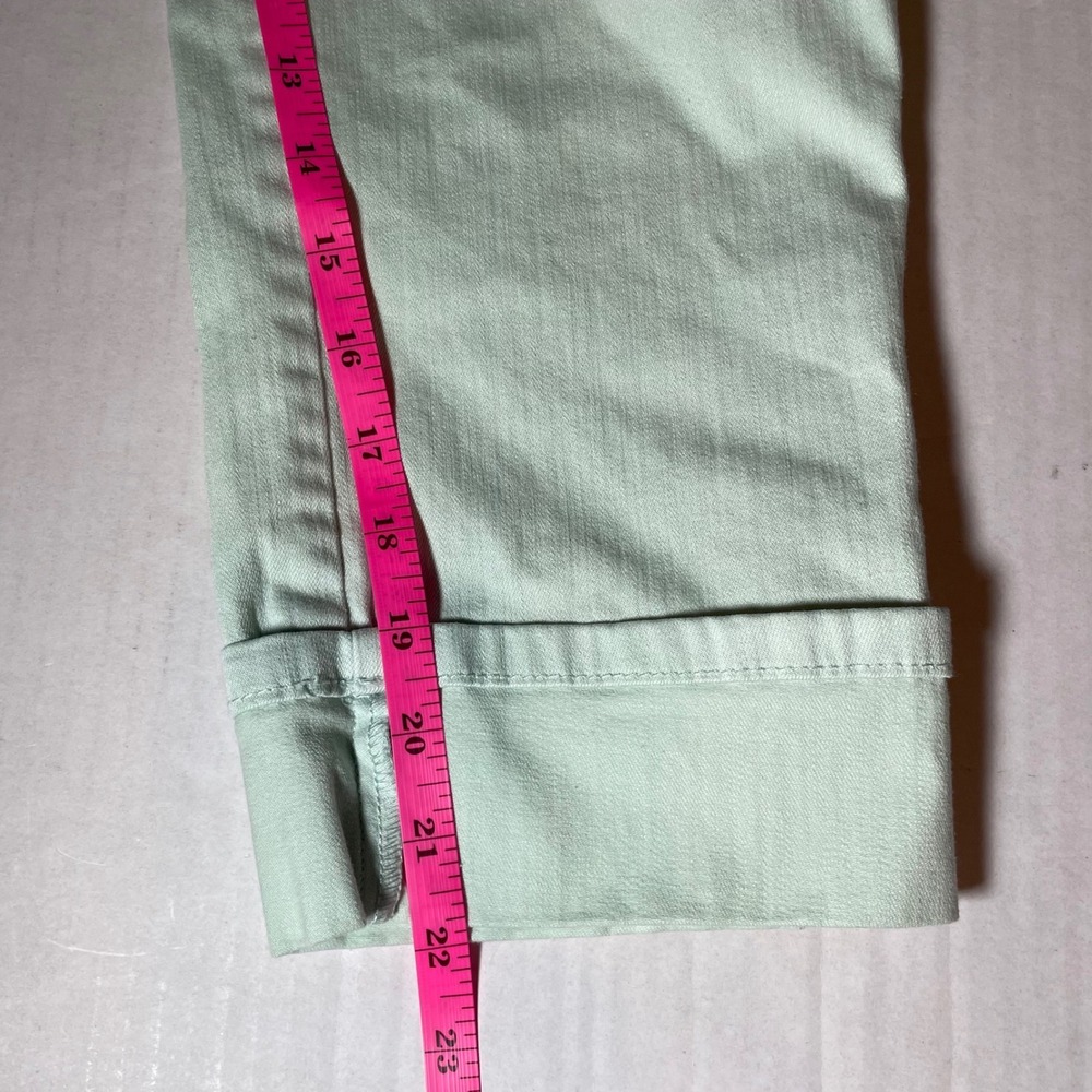 NYDJ Briella Capri Mint Green Stretch Denim Cuffed Cropped Jeans Womens Size 8 - Picture 7 of 7